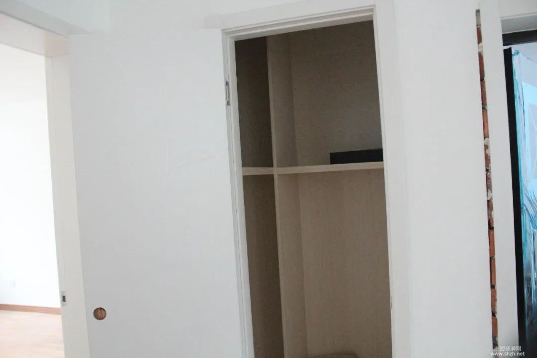 0.jpg